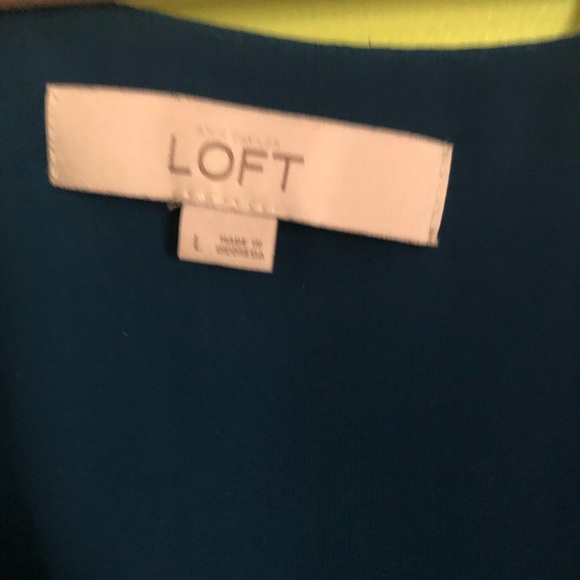 Blouse - Picture 2 of 3